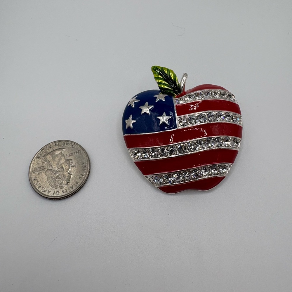 Vintage Patriotic Apple Brooch Red, White & Blue with Rhinestones – Silver Tone